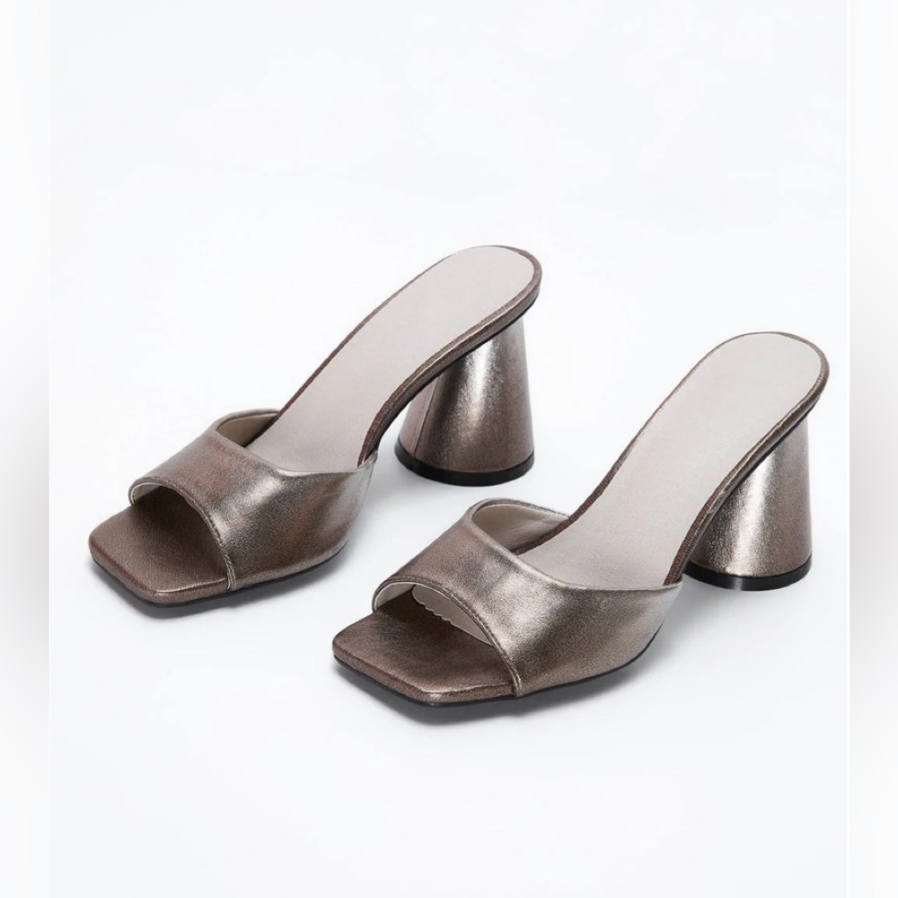 Open Toed Heel - New in box